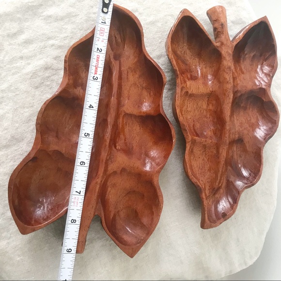 Set of 2 • Vintage Wooden Leaf Catch All Dishes - Picture 6 of 7